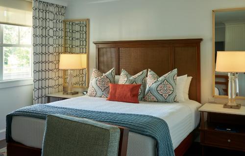 Cape Elizabeth Hotel | Inn By the Sea