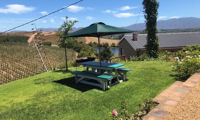 Grabouw Apartment | INN ON HIGHLANDS