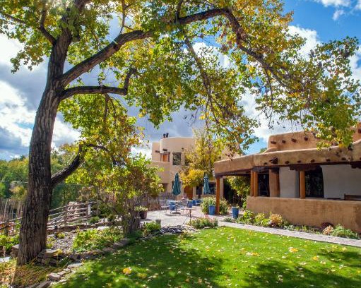 Taos Hotel | Inn on La Loma Plaza