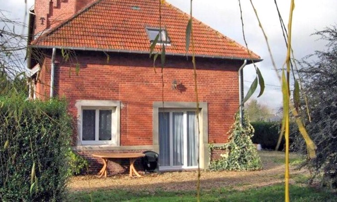 Pissy-Poville House | Inn Pissy-Pôville, 3 bedrooms, 5 people