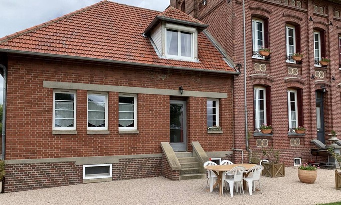 Pissy-Poville House | Inn Pissy-Pôville, 2 bedrooms, 4 people