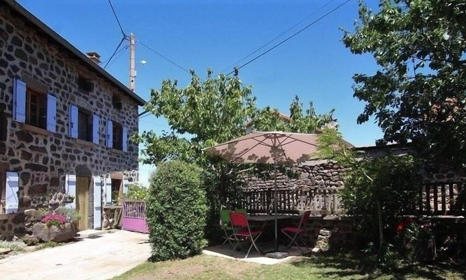 Sanssac-l'Eglise House | Inn Sanssac-l'Église, 2 bedrooms, 4 people