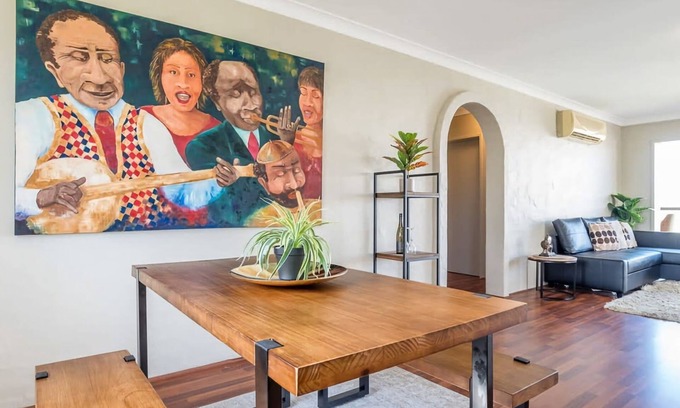 Indooroopilly Apartment | Inner City Pad Indooroopilly