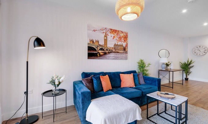 Purley House | Innovative Executive 5 Bedroom Home in Purley