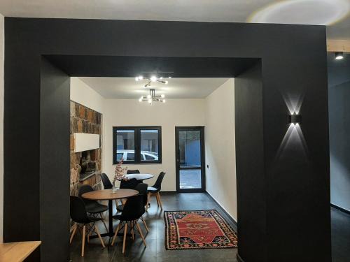 Armenia Hotel | Innwoods Hotel