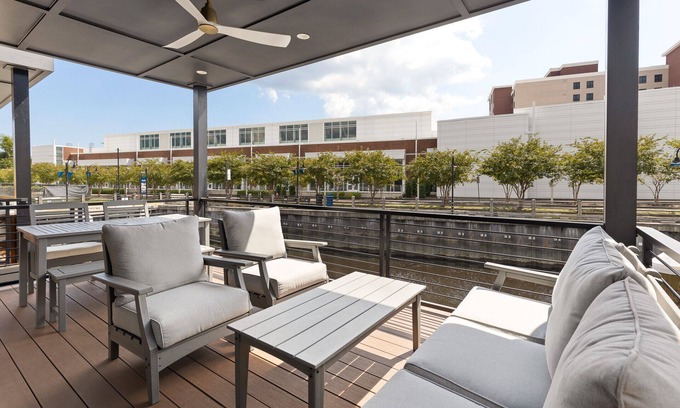 River District Apartment | Inspiration @ The Cove Riverwalk Villas