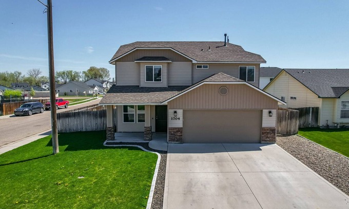 Nampa House | Insurance displacement, Work Crews, 4 bedroom Nampa 83686