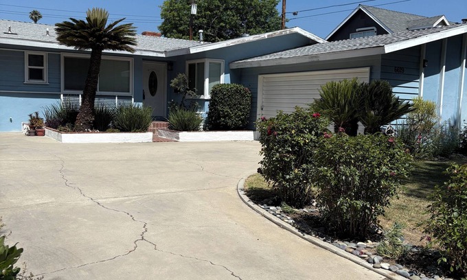 West Hills House | Insurance Rentals:Furnished 4+2 with enclosed backyard, s steel appliances