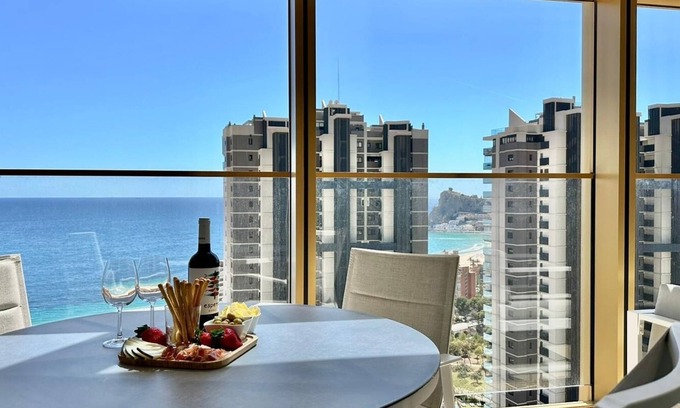 Cala Apartment | Intempo Residence