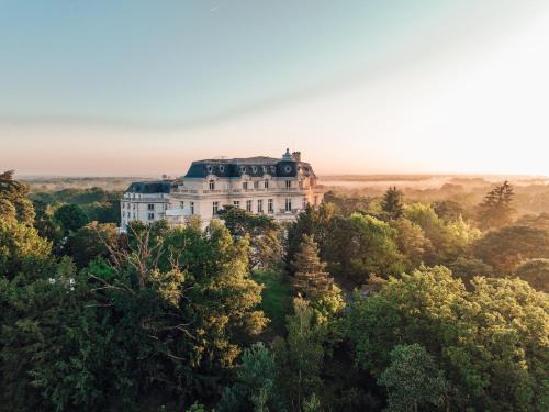 La Chapelle-en-Serval Hotel | InterContinental Hotels Chantilly Chateau Mont Royal by IHG