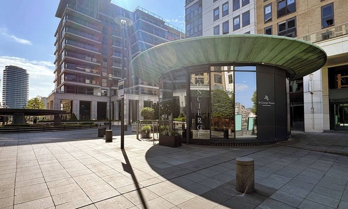 Sands End Apartment | Interior Designed luxury Apartment Adjacent to Chelsea Harbour