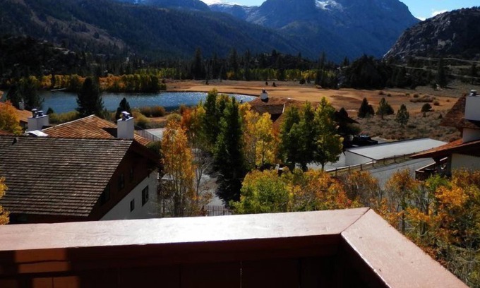 June Lake Condo | Interlaken #16 Penthouse Suite