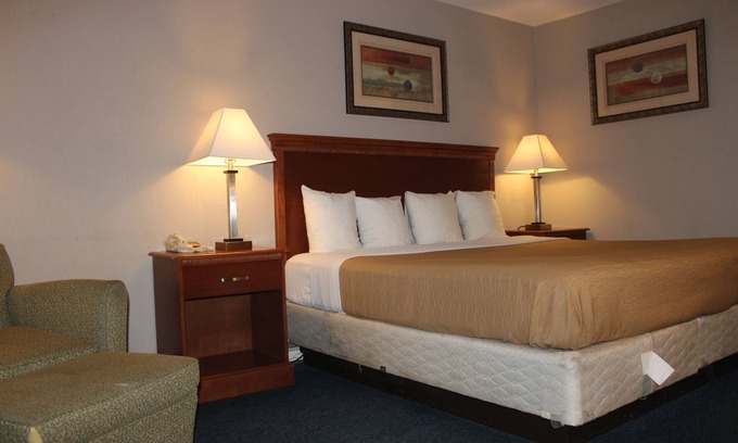 Rensselaer Hotel | Interstate Motel