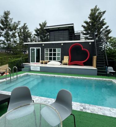 Nam Nao Villa | Inthanin Pool Villa
