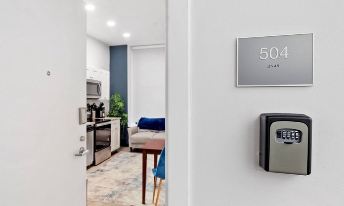 Pittsburgh Apartment | Intimate Downtown Lux Loft Near City Attractions