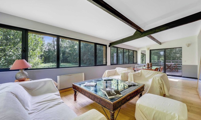 Le Val-Saint-Germain Apartment | Intimate house - 4BR/12P - Le Val-Saint-Germain
