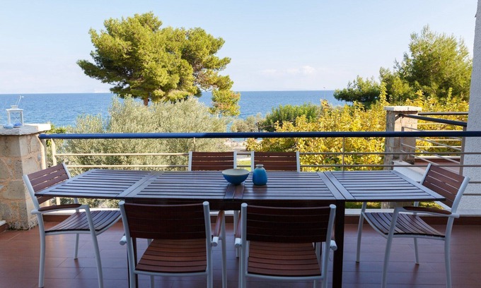 Paralia House | IntoTheBlue Villa - A beautiful holiday home by the sea