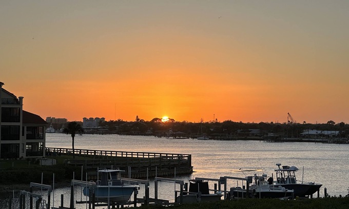 New Smyrna Beach Condo | Intracoastal Hideaway with breathtaking views in a vibrant beach town