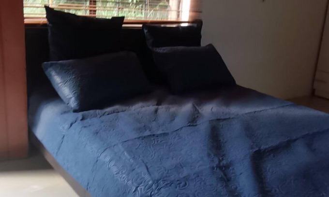 Greater Johannesburg Metropolitan Area Cottage | Inviting 1-Bed Cottage in Randburg