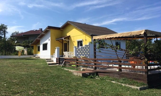 Aksakovo Villa | Inviting 4-Bed Villa in Dolishte