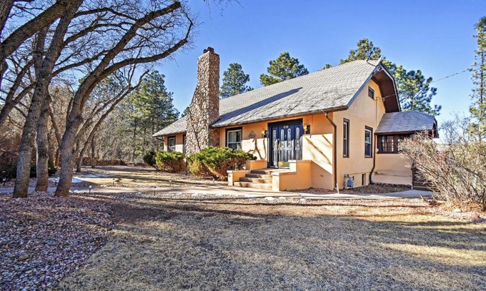 Broadmoor House | Inviting Colorado Springs House with Spacious Deck!