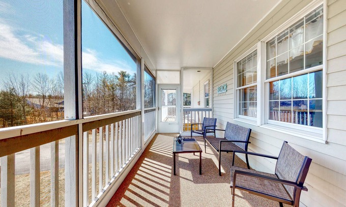 Wells Apartment | Inviting Condo w/Free WiFi, Partial A/C, and Shared Indoor Pool and Pool Table