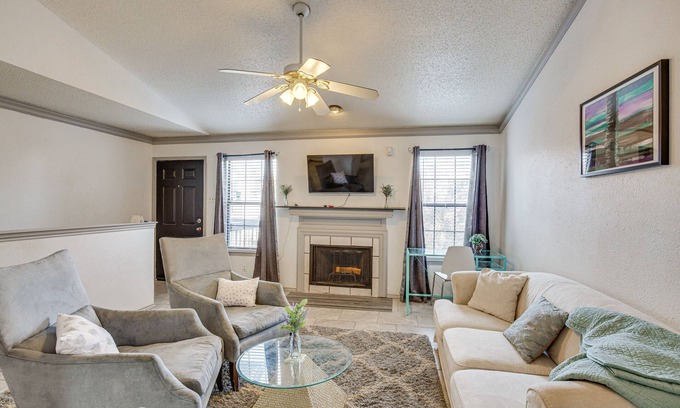Vickery Meadow Condo | Inviting Dallas Condo < 2 Mi to NorthPark!