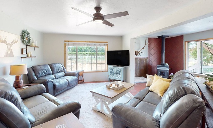 Palisade House | Inviting dog-friendly home with hot tub, full kitchen, grill, & W/D