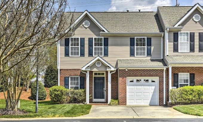 Deep River House | Inviting High Point Townhome with Patio and Privacy!