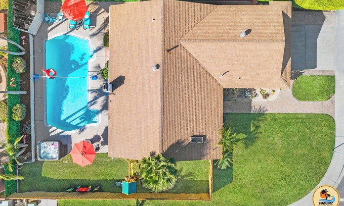 San Carlos House | Inviting Home w/Mountain Views + Pool/Spa