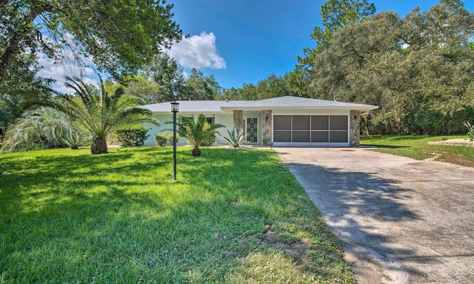 Citrus Springs House | Inviting Home w/Heated Pool in Citrus Springs!