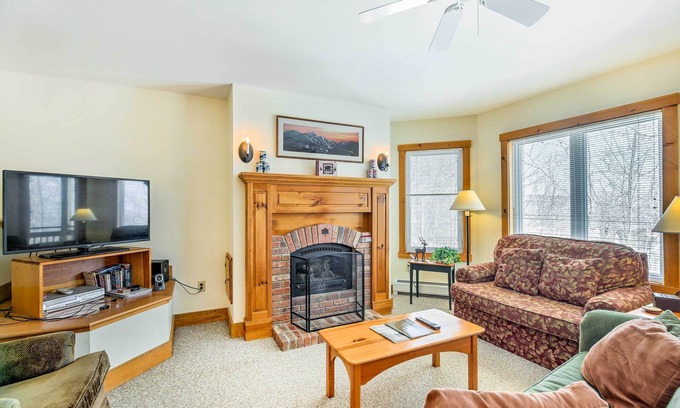 North Troy Condo | Inviting Ski-in/Ski-out Condo at Jay Peak Resort!