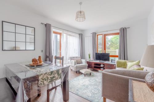 Shadwell Apartment | Inviting & Spacious 3BD Flat - Shadwell