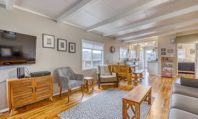 Eureka Cottage | Inviting waterfront cottage w/deck featuring a BBQ, kayaks, and canal access