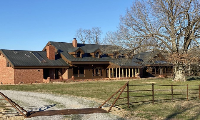 Charlotte House | Inviting Western Retreat in the Heart of the Ozarks!