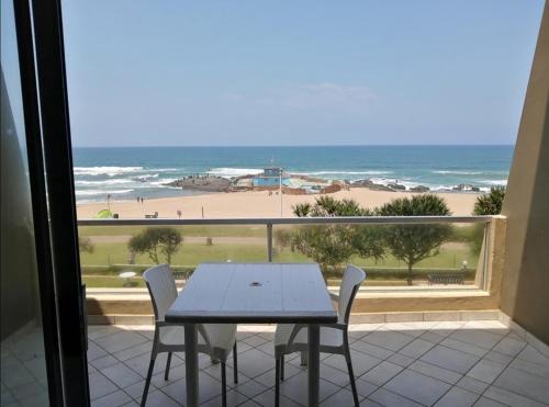 Kingsborough Apartment | Inyoni Rocks Cabanas No 40