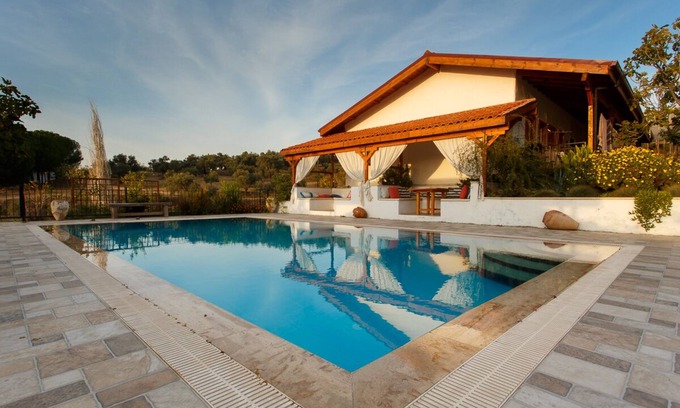 Germencik House | Ionia Guest House: Spacious hotel room & shared pool in the Aegean countryside