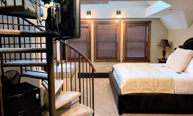 Ames Bed & Breakfast | Iowa House
