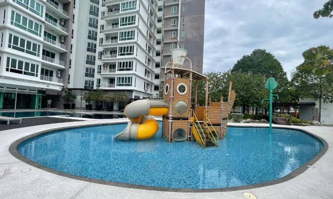 Taman Teh Teng Seng Apartment | IPOH D Festivo Premium Suites by uBook