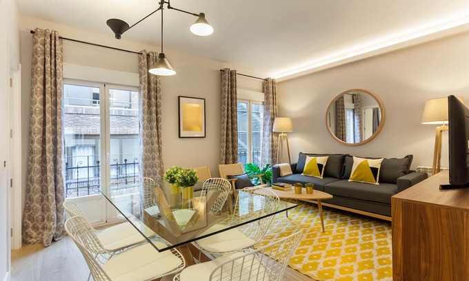 Guindalera Apartment | Iriarte IV apartment in Madrid