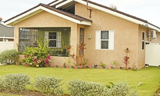 Florence Hall Village House | Irie Smart Villa2 Charming 2bedroom house in Stonebrook Manor Trelawny Jamaica