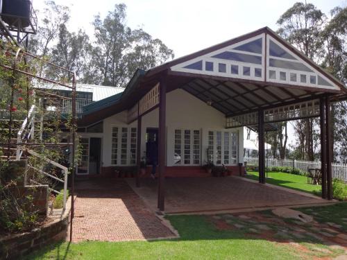 Pudumund House | Irinjalakuda House