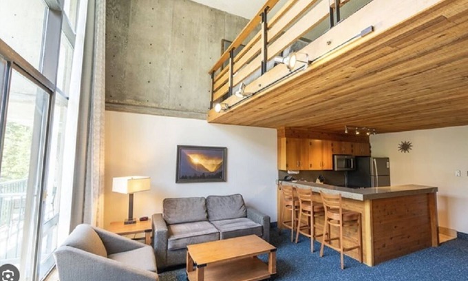 Salt Lake Mountain Resorts Condo | Iron Blosam Lodge, Snowbird UT. Presidents Week. Feb 15-22, 2025