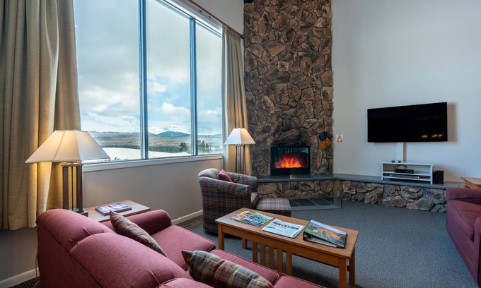 Lake Placid Condo | Iroquois Lodge u10 - Mtn. View/Walk to Main Street
