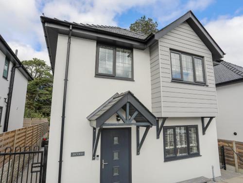 Llangefni House | Iscoed