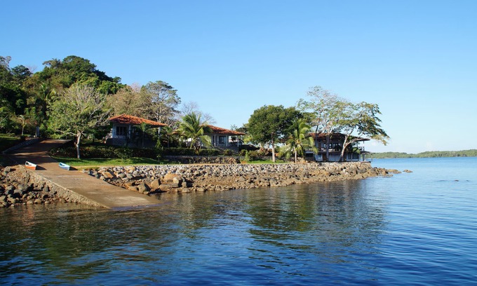Quebrada de Piedra House | Isla la Porcada - your private island getaway