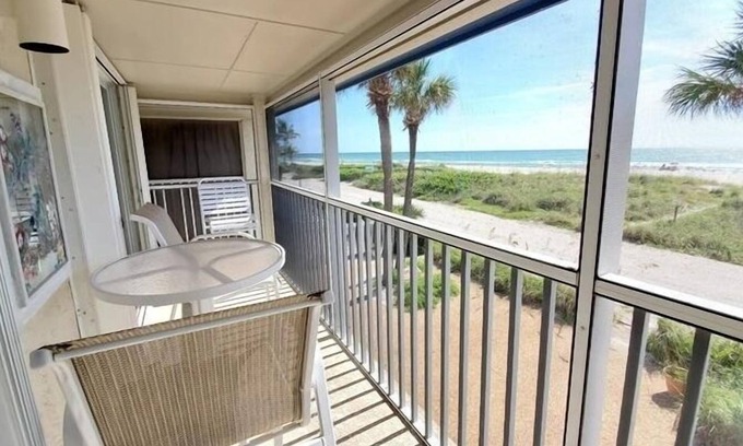 Ilexhurst Condo | Island Beach Club 24 - Anna Maria Island - Condo 2 Bedroom/1 Bath gulf.