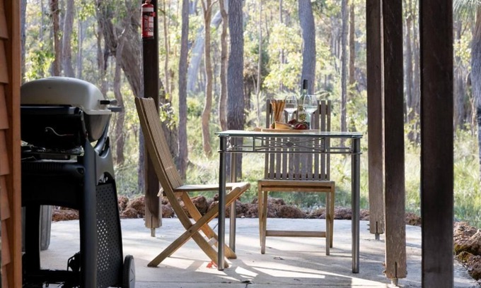 Yelverton Ski Chalet | Island Brook Estate Vineyard and Chalets | One Bedroom Spa Chalet