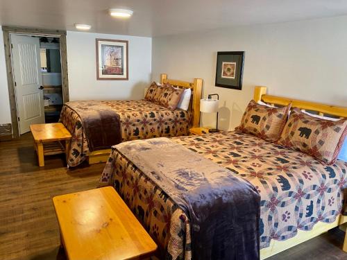 Island Park Cabin | Island Park Lodge