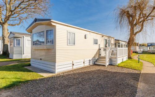 Sandown Other | Island Retreat